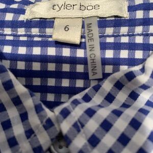 Tyler Boe Women’s sz 6 Blue checked/gingham tunic style shirt. Great casual look